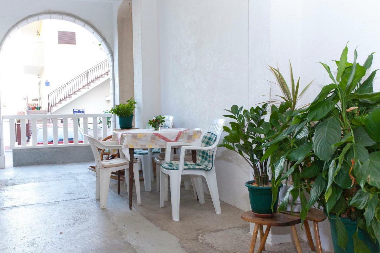 Apartmani Ruza Makarska Exterior foto